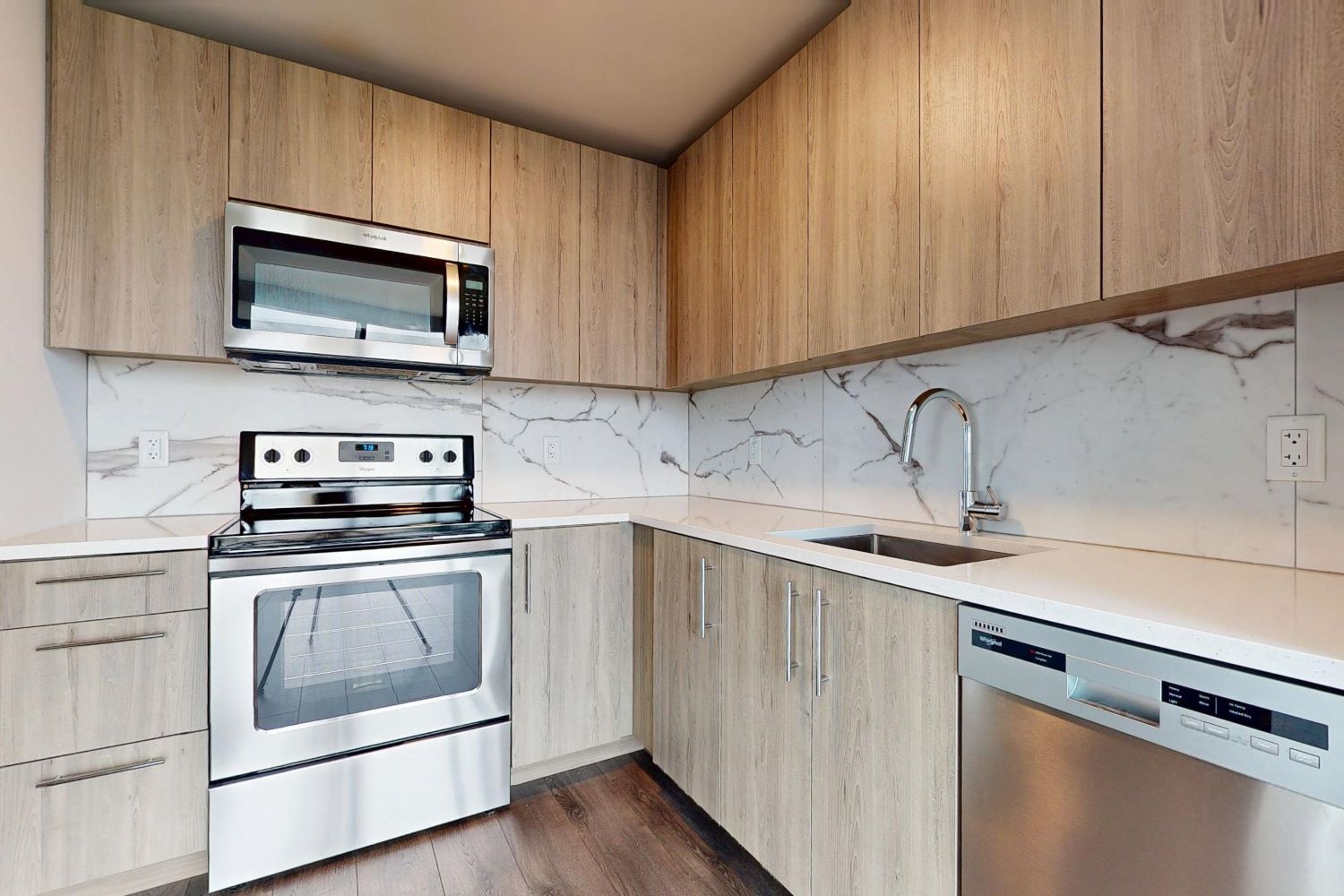 Photo of 2,400 apartment